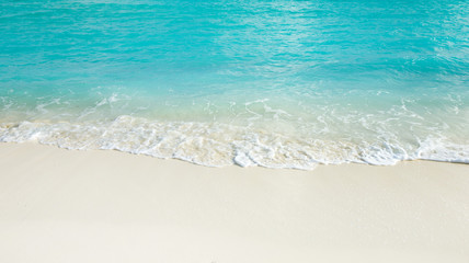 Fototapeta na wymiar tropical beach in Maldives with blue lagoon