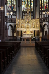 Goldener Altar in Kirche