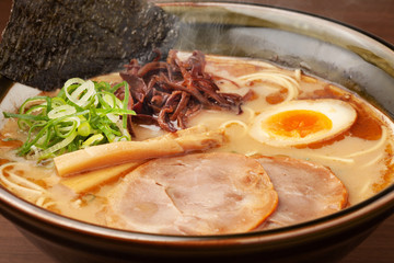 とんこつラーメン