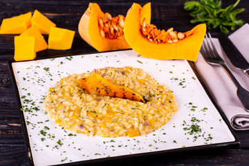 Oatmeal baked with pumpkin