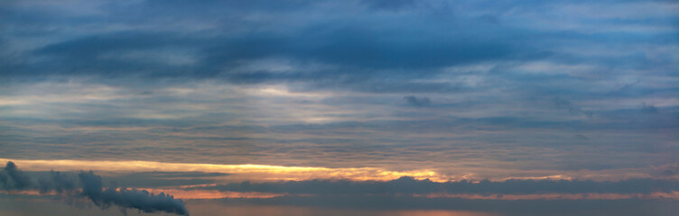 Obraz premium Fantastic dark thunderclouds, sky panorama