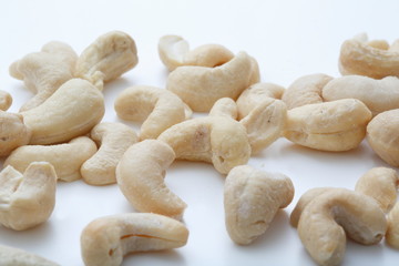 A simple cashew nut image