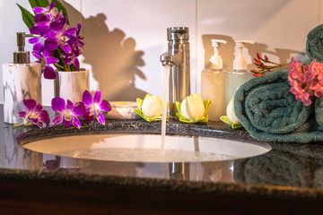 A large bathroom connected to bedroom