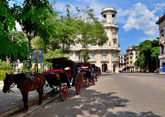 Naklejka na ściany i meble beautiful corners and colorful streets, five hundredth anniversary of Havana,
