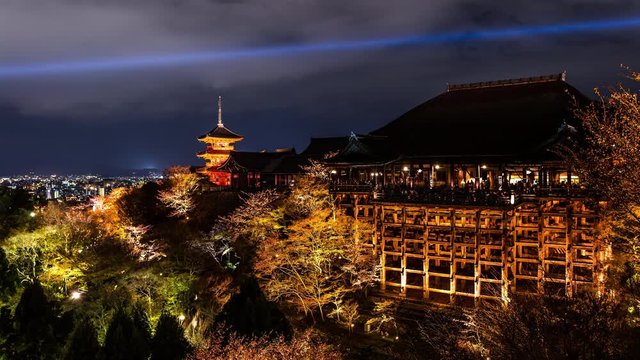 People visiting Kiyomizu dera Temple in Kyoto at night time lapse