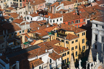 Fototapeta na wymiar Top view of traditional buildings in the center of Venice.