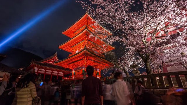 People visiting Kiyomizu dera Temple in Kyoto at night time lapse