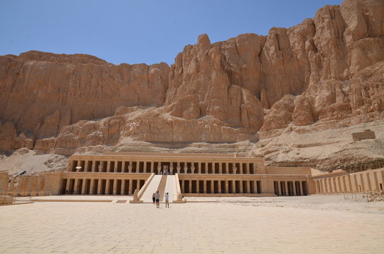 TEMPLE D'HATCHEPSOUT XVIII DYNASTIE VALL&Eacute;E DU NIL TH&Egrave;BES EGYPTE 
