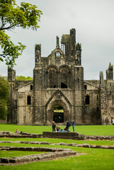 Kirkstall Abbey, Leeds: view of the main entrance.