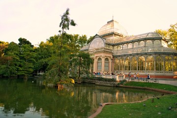 Fototapeta na wymiar The Palacio de Cristal. 