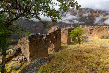 The ruins of the Pumamarka (Puma Marka) village in Peru - obrazy, fototapety, plakaty