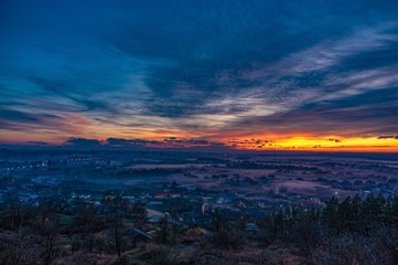 Fototapeta premium Beautiful sky over the evening city