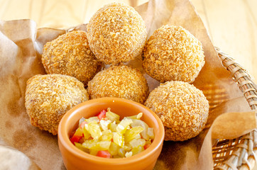 bolinho de maniçoba