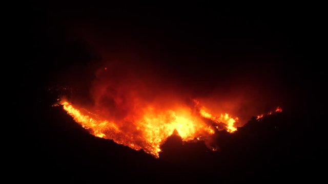California Wild Fire Flare Up at Night_01.mov
