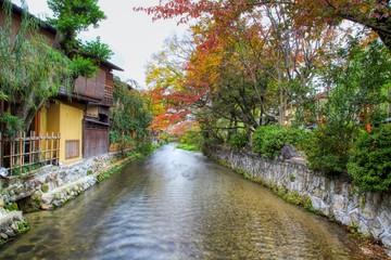 Fototapeta na wymiar Canal through Gion District, Kyoto, Japan