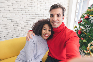 Obraz premium Caucasian man put arm around woman shoulder..