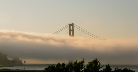 Fototapeta na wymiar Golden gate