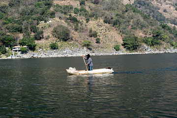 Fototapeta na wymiar boat on Lake Atitlan