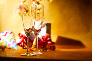 glasses of champagne