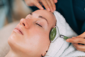 Guasha Face Lymphatic Drainage Massage with Jade Stone Roller