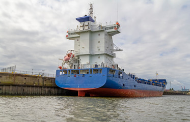 Fototapeta premium container ship in Hamburg