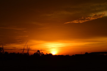 Obraz premium A view of the sky, mist, mountain view in the morning before dawn, looking up from the peak.Sunrise in the morning at the high hill