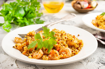 bulgur with shrimps