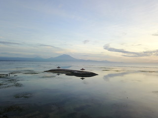 Naklejka premium View of Mount Agung from Sanur beautiful beach in Bali, Indonesia