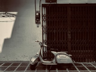 bicycle on wall