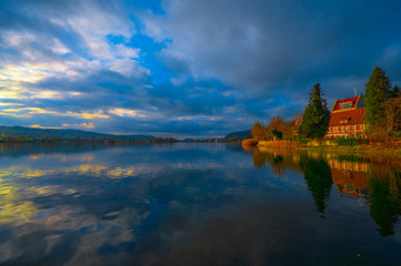 Fototapeta premium In the evening on Lake Constance near the castle Oberstaad. Autumn.