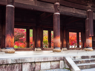 秋の京都　南禅寺　三門