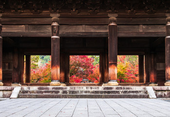 秋の京都　南禅寺　三門