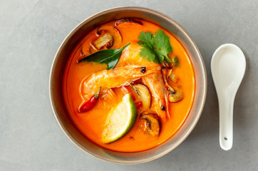 Tom yum soup. Thai cuisine. Healthy eating. Recipes.