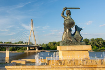 Pomnik Syreny w Warszawie, Powiśle, Wisła, Polska © danielszura