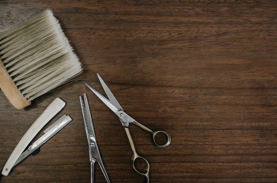 barber tool on wooden table