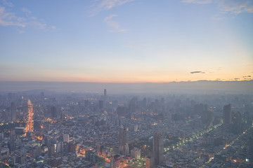 Naklejka premium 台湾高雄の朝焼け