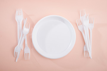 reducing the use of plastic tableware