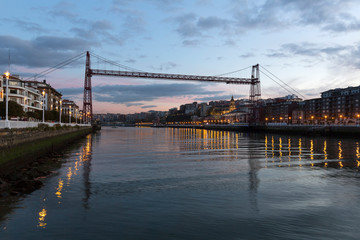 Fototapeta na wymiar Bizkaia Brücke zwischen Portugalete und Las Arenas (Getxo), Spanien