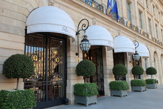 Façade de l'hôtel de luxe Ritz à Paris, place Vendôme – 26 octobre 2019 (France)