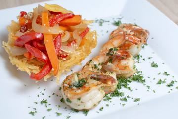  Garlic prawns and steamed vegetables