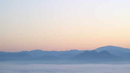 หมอกจาง