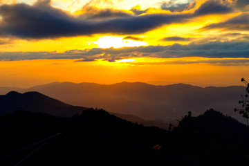 Obraz premium Sunset idyllic and silhouette of nature