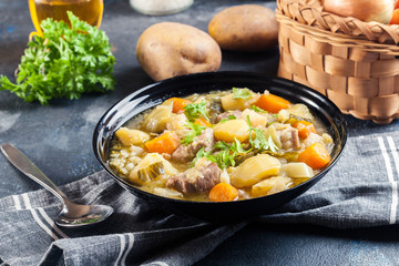 Pichelsteiner, German stew that contains meat