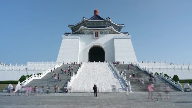 Taipei, Taiwan: Crowd of people visit Chiang Kai Shek memorial hall. 4K time lapse