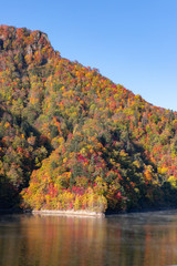 Obraz premium 札幌湖の紅葉