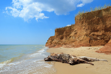 Fototapeta na wymiar Landscape with sea and beautiful clay shore in Kurortnoe