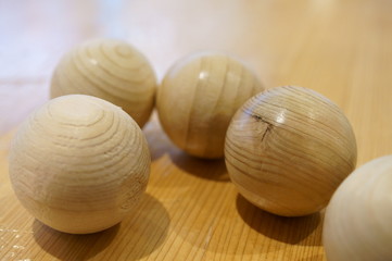 Lots of balls made of wood