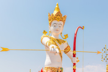 Obraz premium golden buddha statue of lord shiva