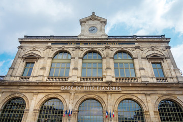 Fototapeta na wymiar LILLE, FRANCE - August 8, 2017: train station in Lille, France