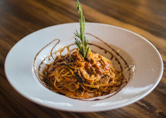 Spagetti De Berengena Y Mozzarella